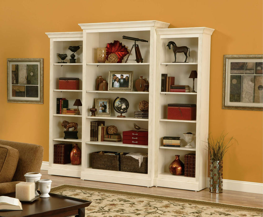RIGHT RETURN BOOKCASE