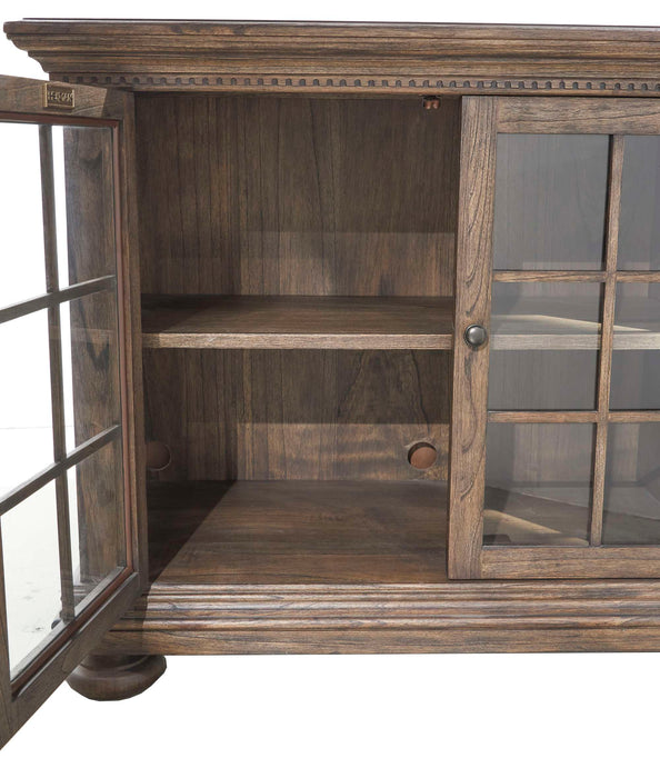 WELLINGTON ESTATES ENTERTAINMENT CONSOLE