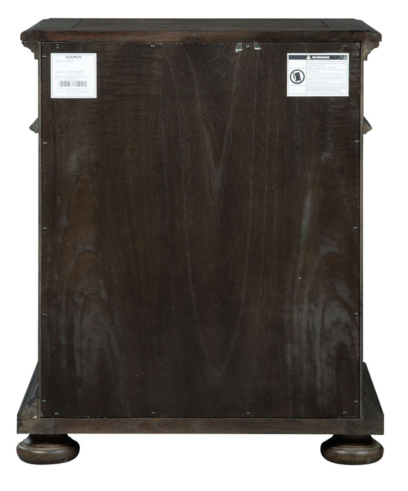 WELLINGTON ESTATES OFFICE FILE CABINET