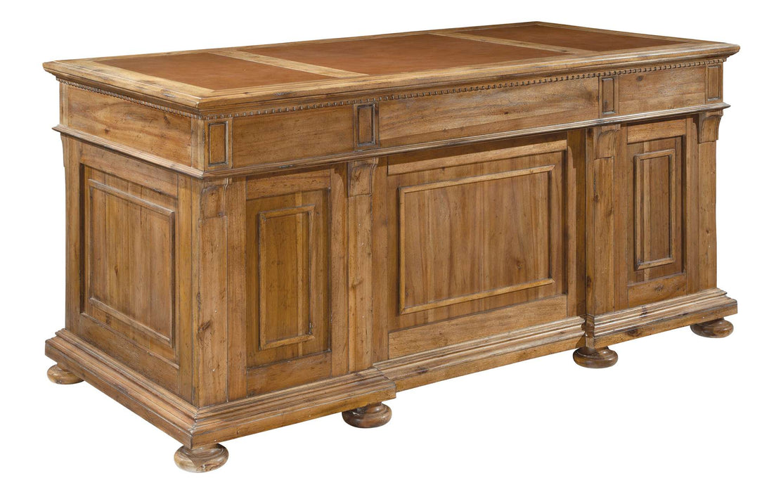 WELLINGTON HALL OFFICE JUNIOR EXECUTIVE DESK