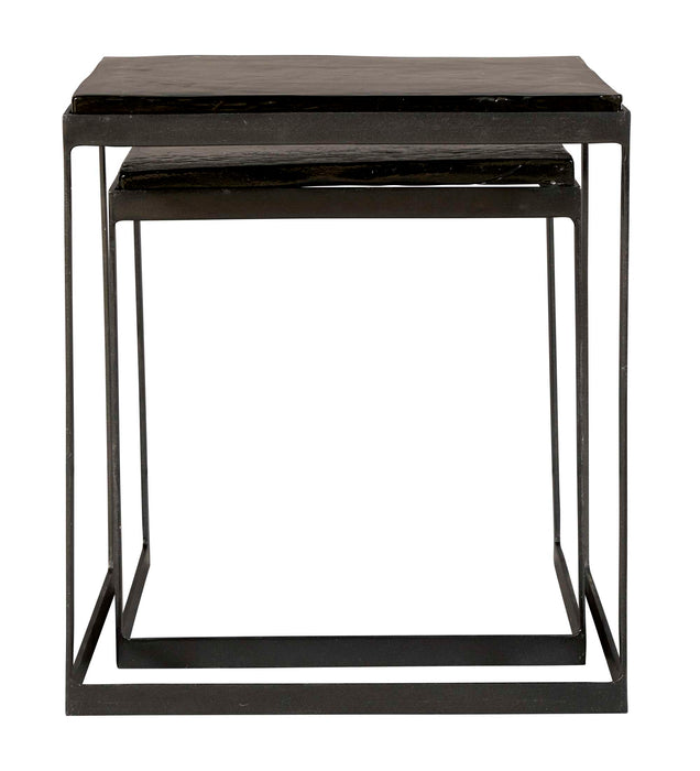 NESTING TABLES