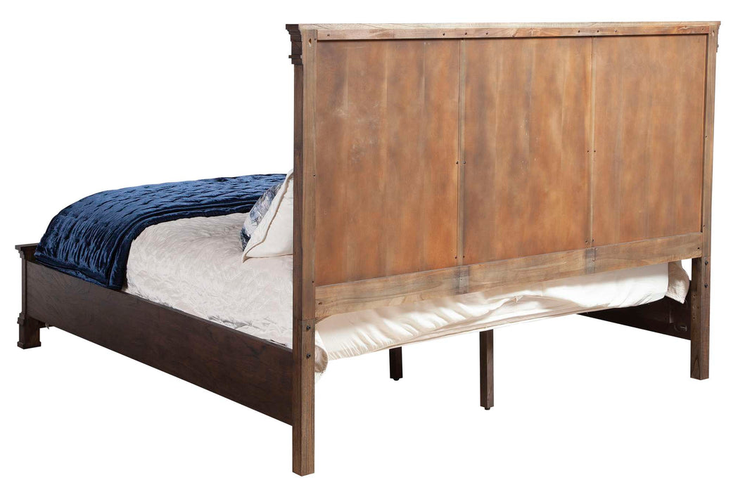 LINWOOD QUEEN BED