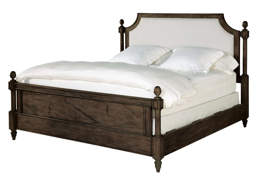 WELLINGTON ESTATES QUEEN UPHOLSTERED BED