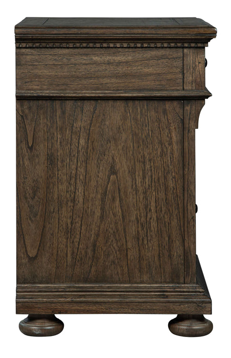 WELLINGTON ESTATES OFFICE FILE CABINET