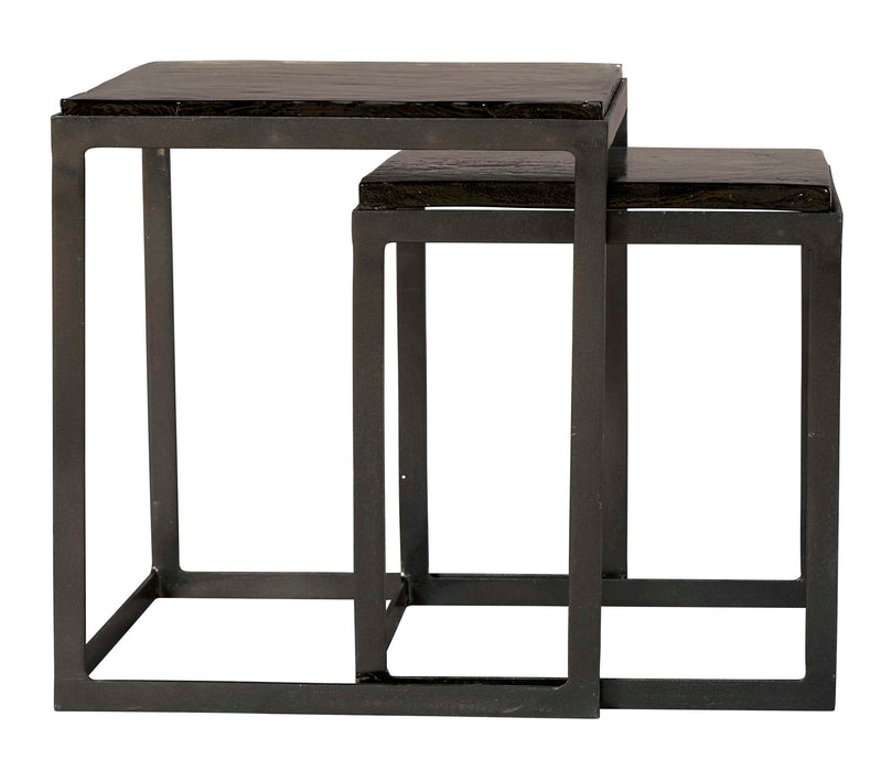 NESTING TABLES