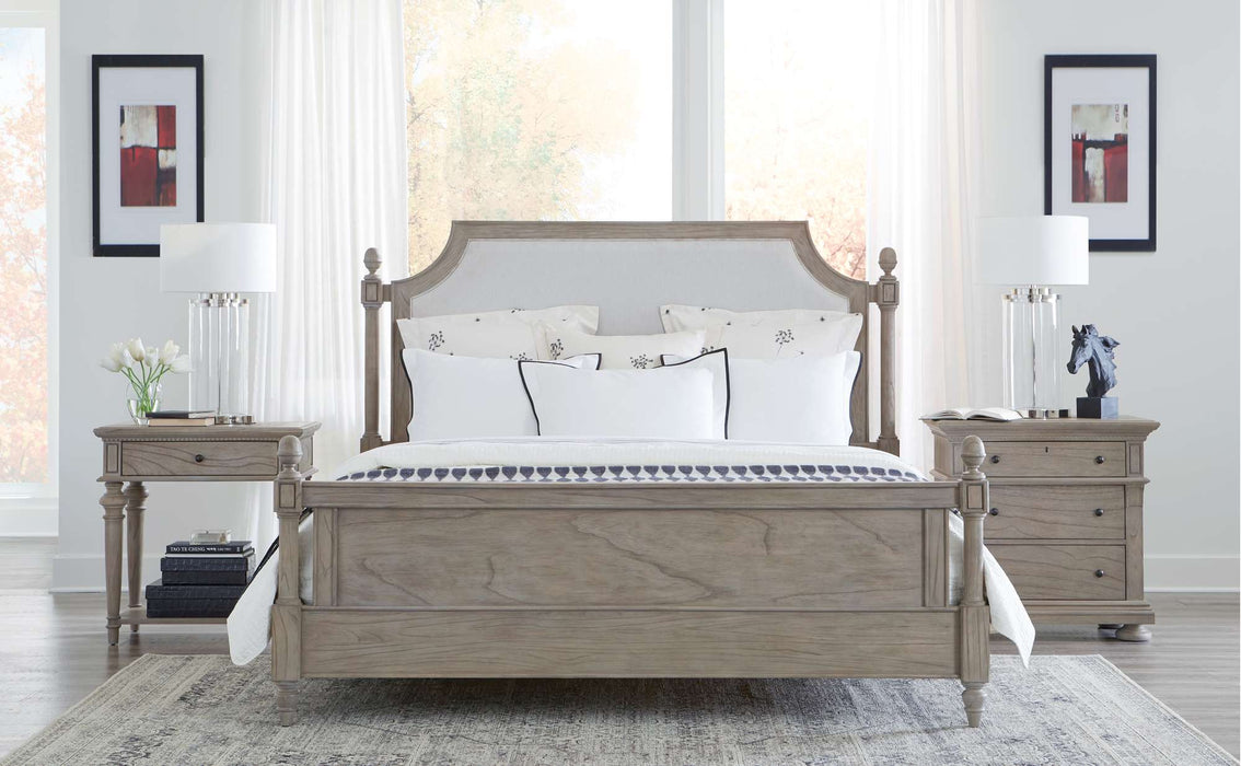 WELLINGTON ESTATES KING UPHOLSTERED BED